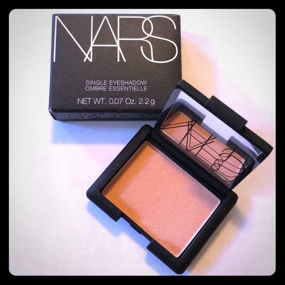 NARS single eyeshadow - Valhalla.